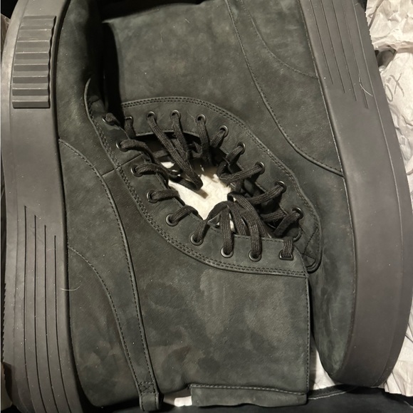 XO Puma The Weeknd Boots - Picture 4 of 6